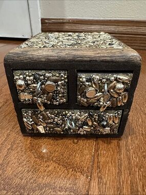 Wooden Decorative Jewelry trinket Box with Metallic beads